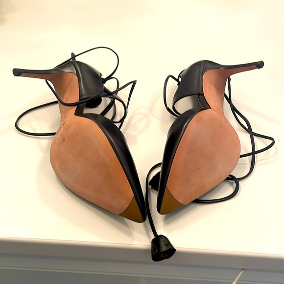 Coach Ankle Tie Black Heels. - Picture 4 of 6